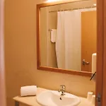 מלון Vitoria 2*